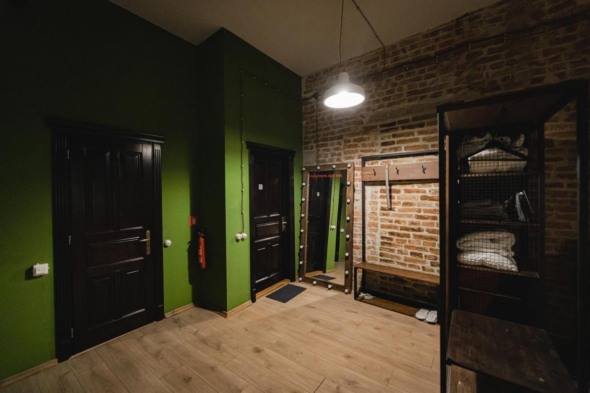 Apartments Justlvivit At The Rynok Square Lviv Exterior foto